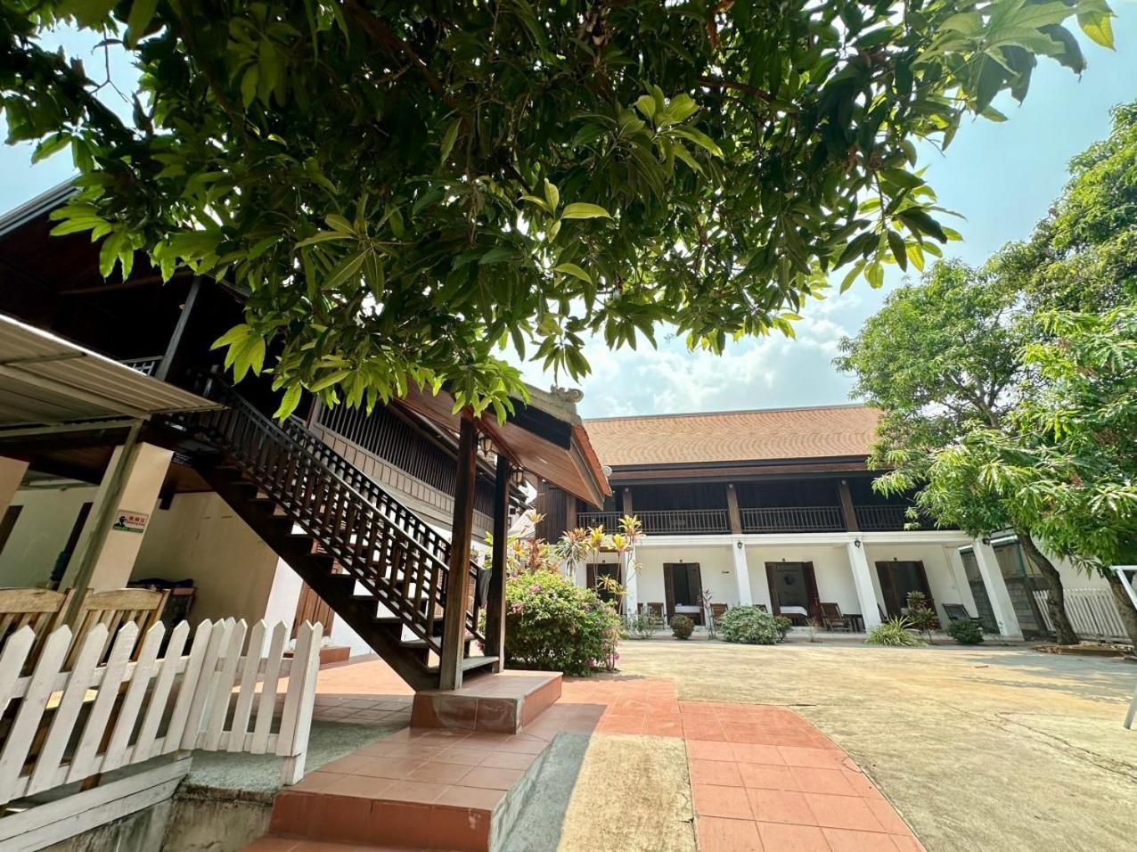 Residence Boutique Hotel Luang Prabang Extérieur photo
