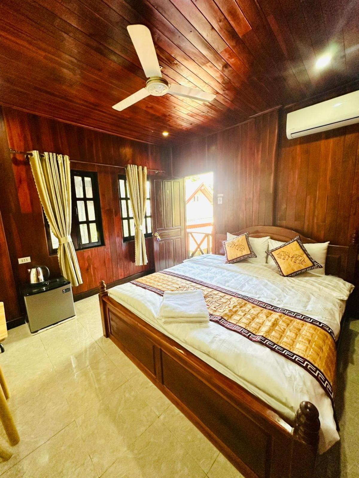 Residence Boutique Hotel Luang Prabang Extérieur photo